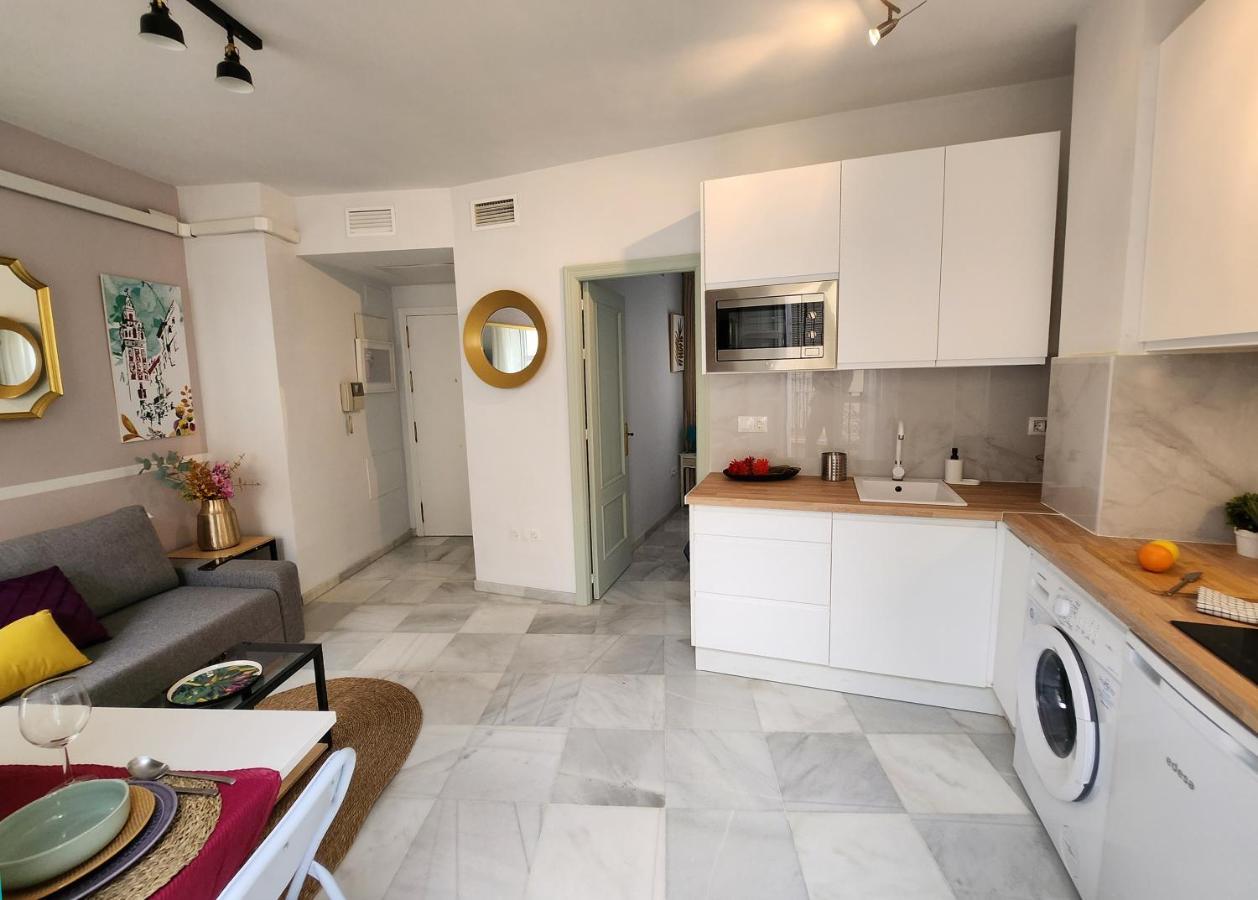 Lovely Center Apartments - Balcony Lux Sol Севилья Экстерьер фото