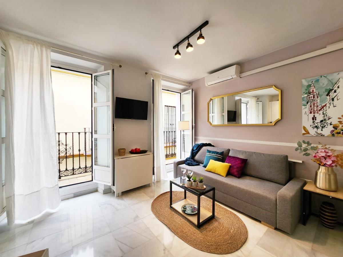 Lovely Center Apartments - Balcony Lux Sol Севилья Экстерьер фото